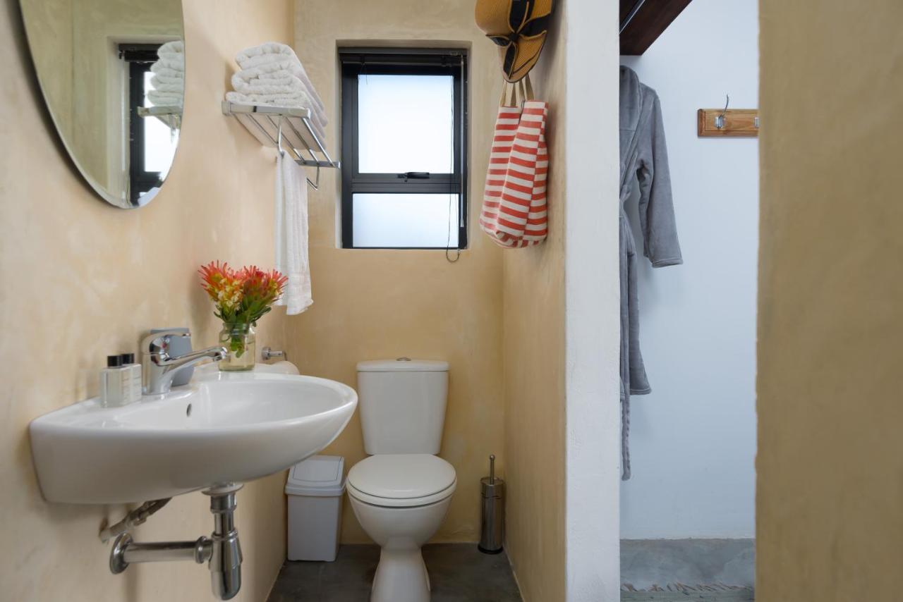 Stay At Friends Economic Rooms Malkopvlei ภายนอก รูปภาพ