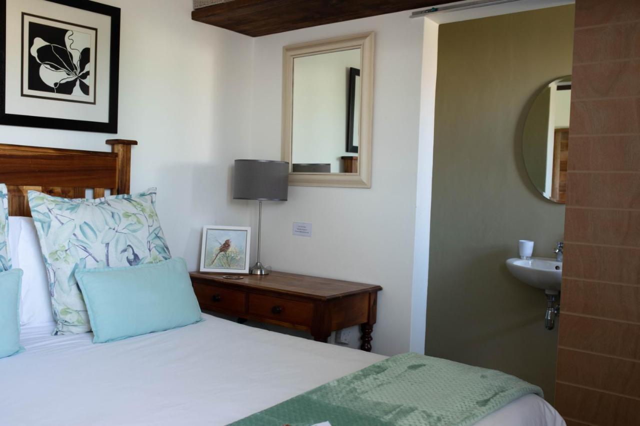 Stay At Friends Economic Rooms Malkopvlei ภายนอก รูปภาพ