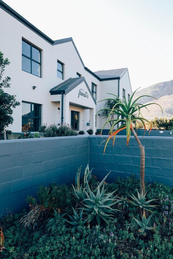 Stay At Friends Economic Rooms Malkopvlei ภายนอก รูปภาพ